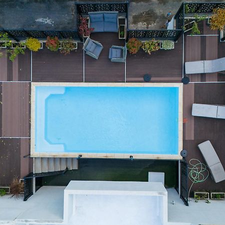 Shanti Haveli Beachfront Apartments Flic-en-Flacq Exteriör bild