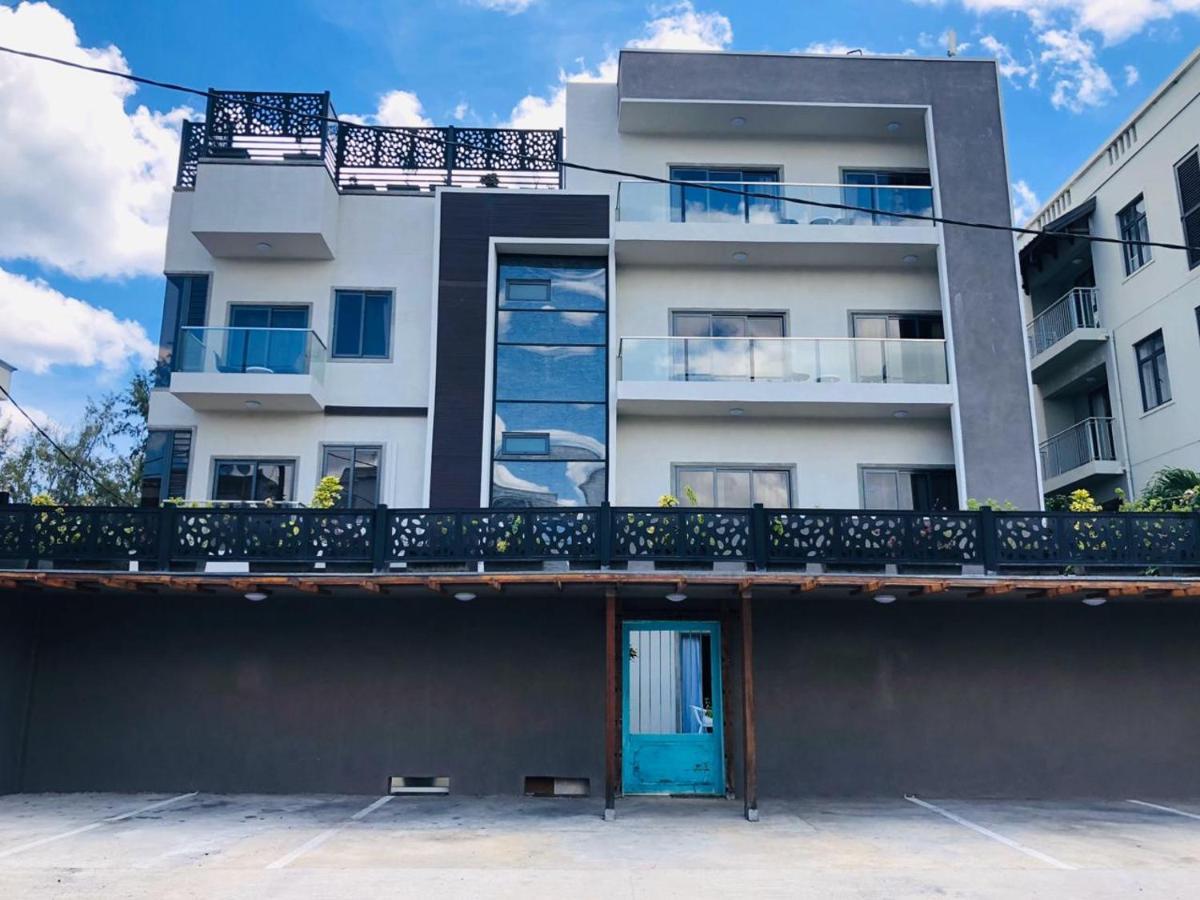 Shanti Haveli Beachfront Apartments Flic-en-Flacq Exteriör bild