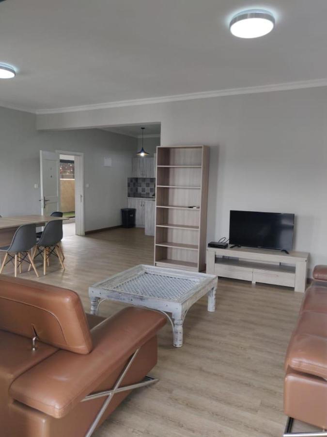 Shanti Haveli Beachfront Apartments Flic-en-Flacq Exteriör bild